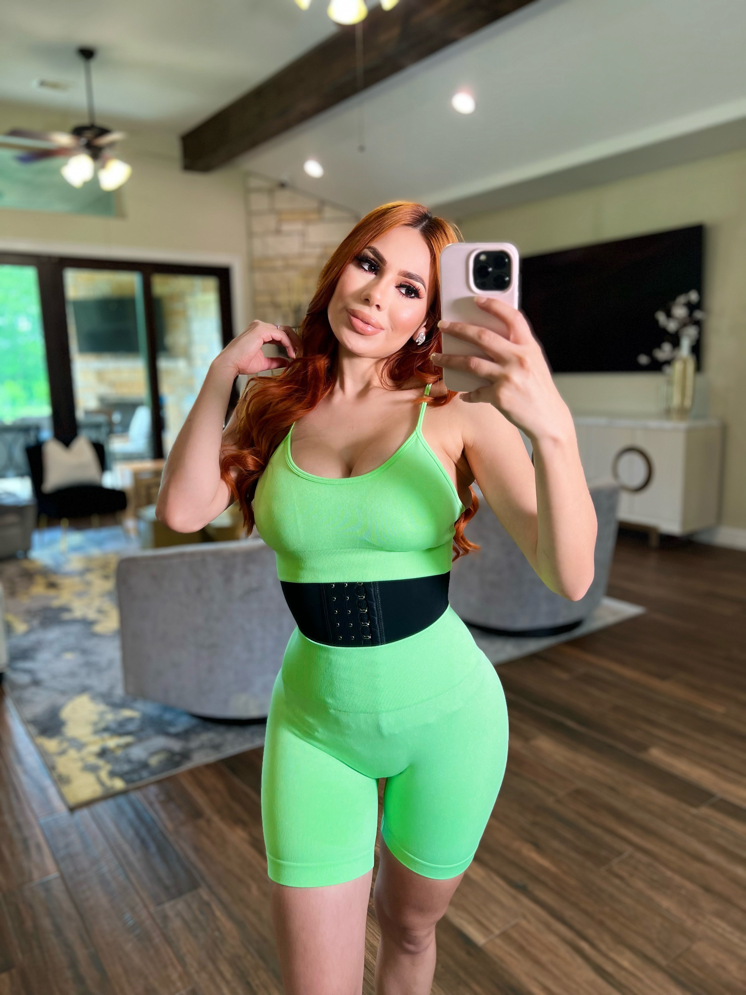 Green gym short set